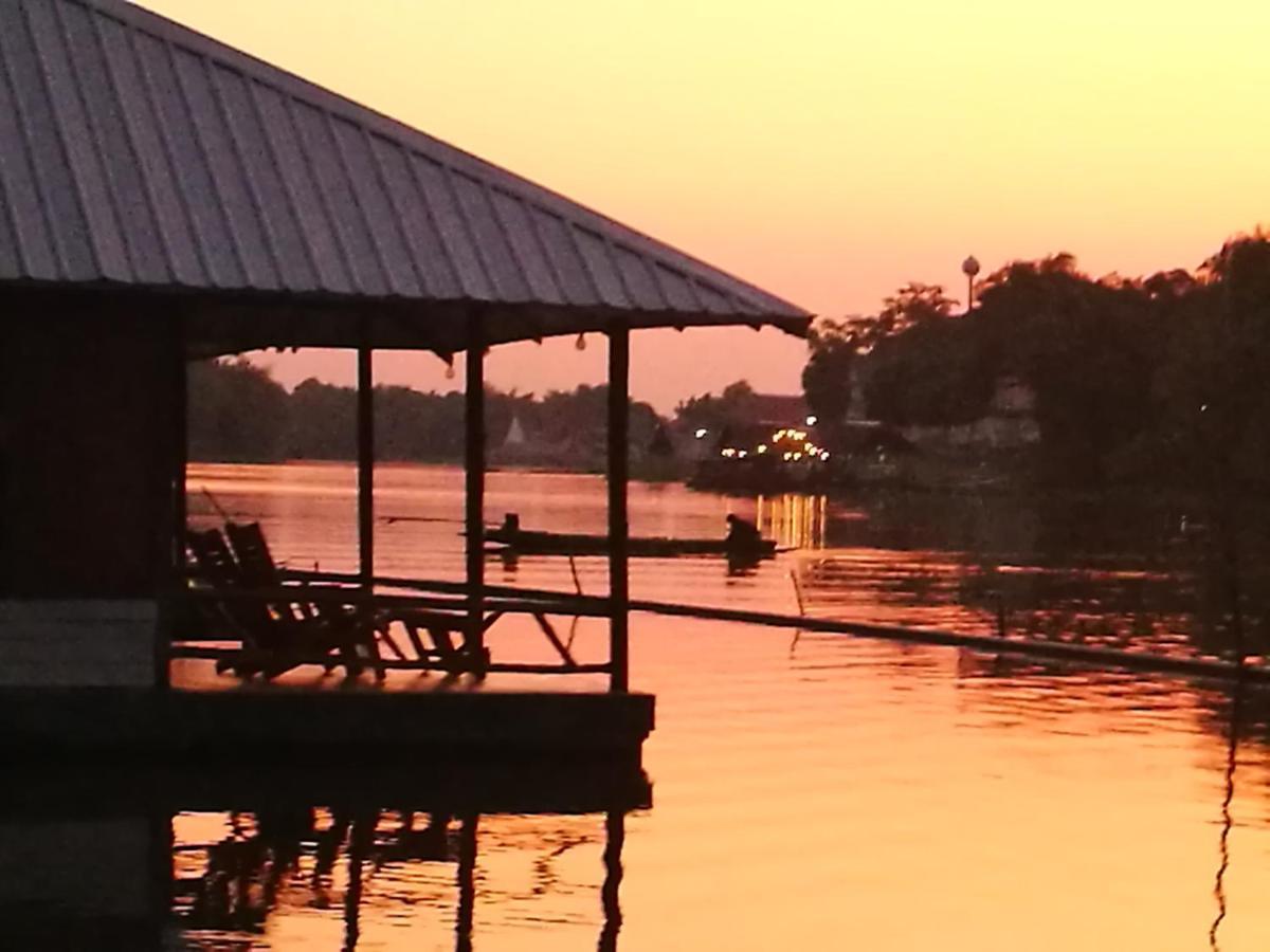 River Marina Resort Uthai Thani Εξωτερικό φωτογραφία