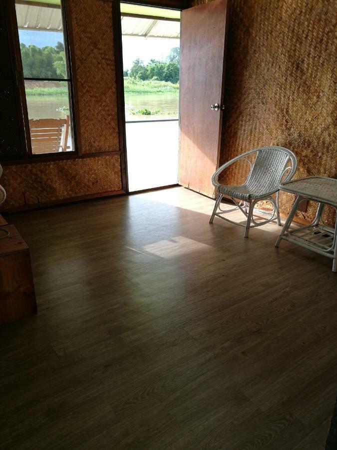 River Marina Resort Uthai Thani Εξωτερικό φωτογραφία