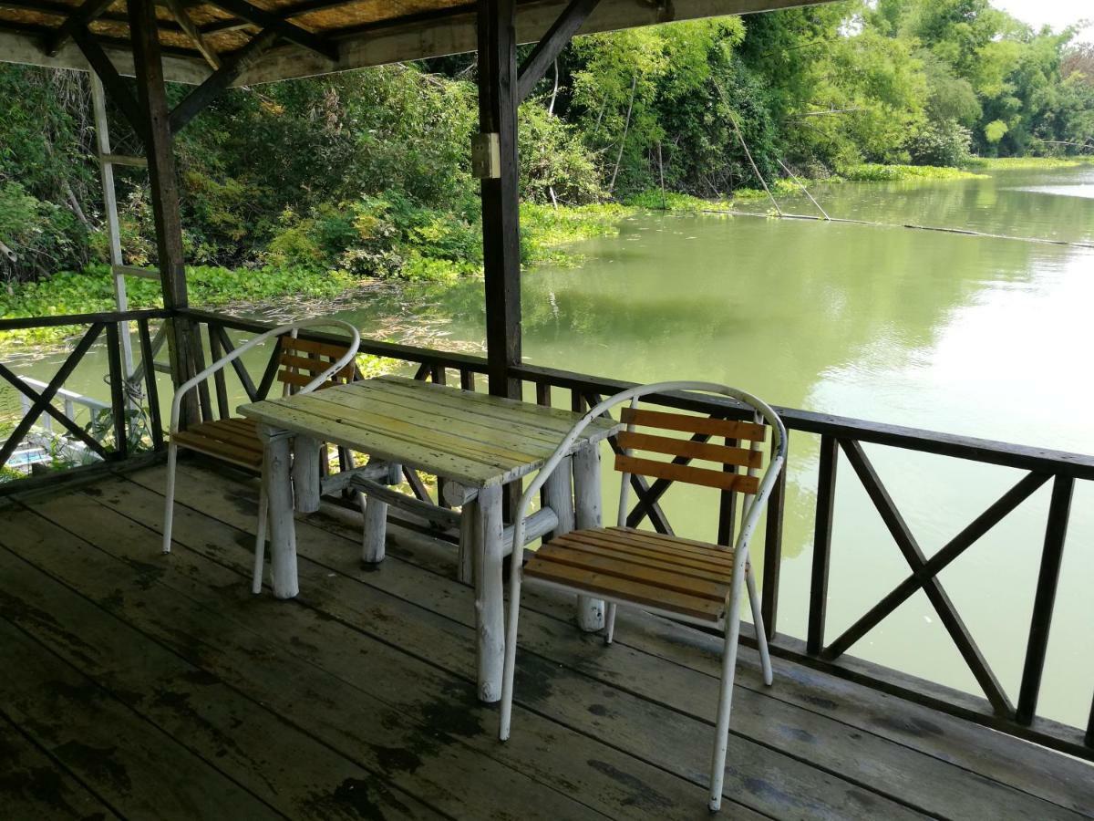 River Marina Resort Uthai Thani Εξωτερικό φωτογραφία
