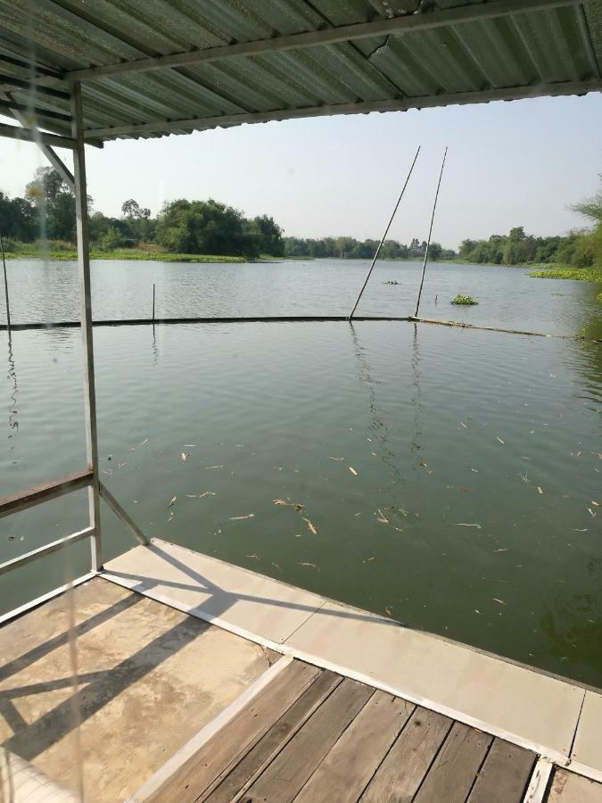 River Marina Resort Uthai Thani Εξωτερικό φωτογραφία